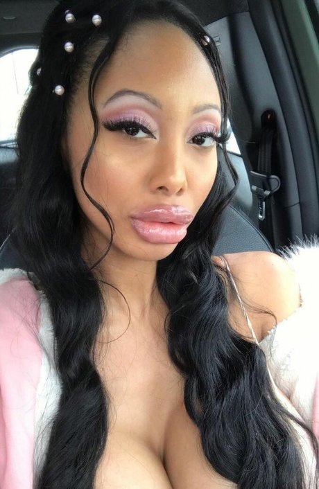 Ruby Sunset OnlyFans-Archiv