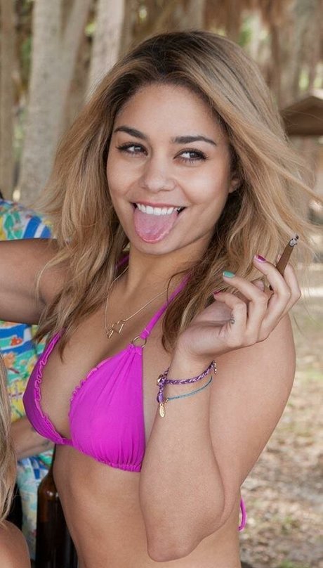 Vanessa Hudgens OnlyFans Inhalte