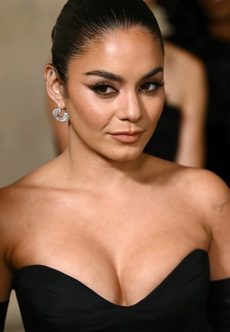 Vanessa Hudgens OnlyFans X