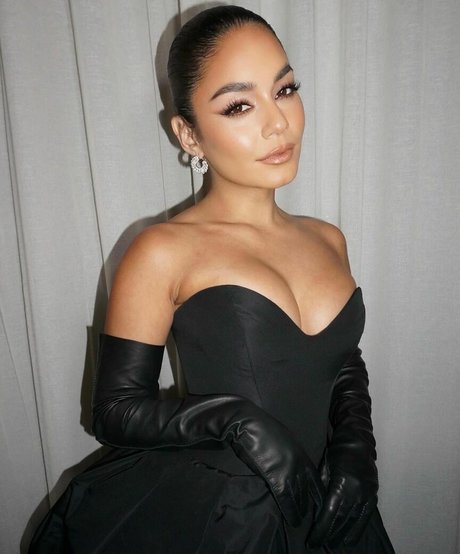 Vanessa Hudgens OnlyFans Gratis Porn