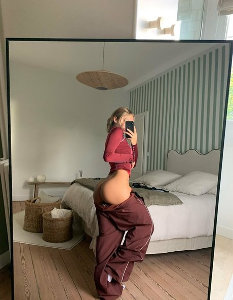 mathildtantot OnlyFans-Post
