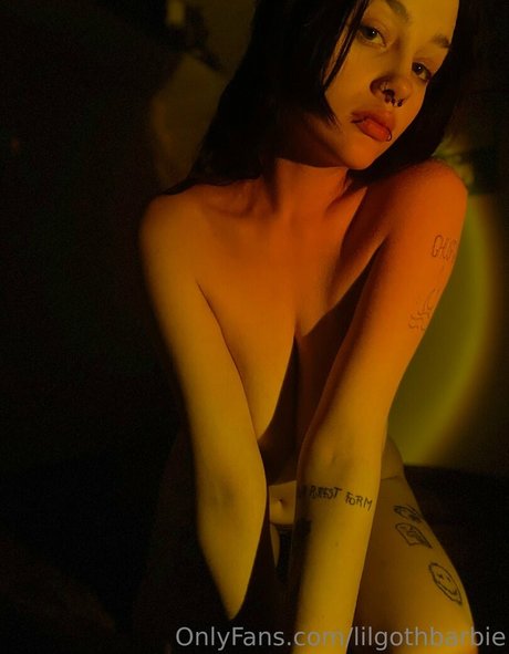 Lilgothbarbie Nacktbilder von OnlyFans geleakt