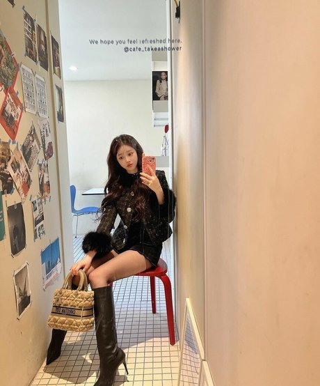 Uzaa OnlyFans kostenlos