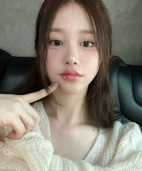 Uzaa OnlyFans Pornografie