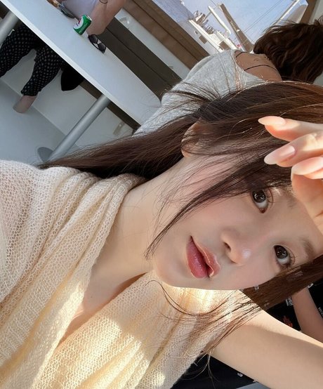 Uzaa OnlyFans Arsch Leak