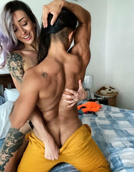 Elik fitcouplegirls Joi OnlyFans