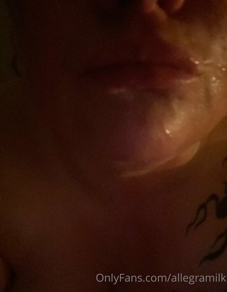allegramilk OnlyFans Sex Leak