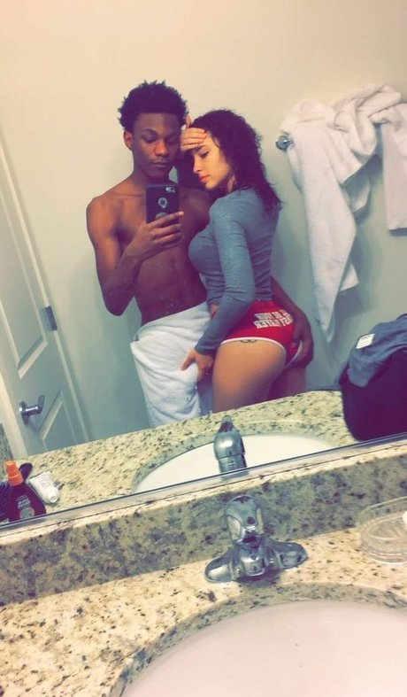 Ash Kaash NurlyFans-Pornoleaks