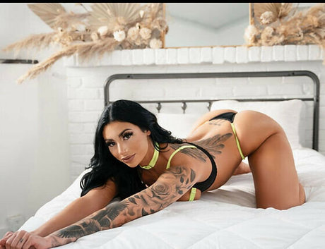 Ariana Starr OnlyFans-Bilder geleakt