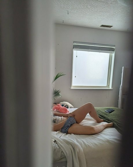 littlemisszoe OnlyFans Nacktbilder