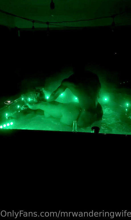 mrwanderingwifexxx OnlyFans Pornografie