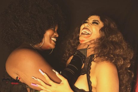 Animated Aja Nacktbilder von OnlyFans