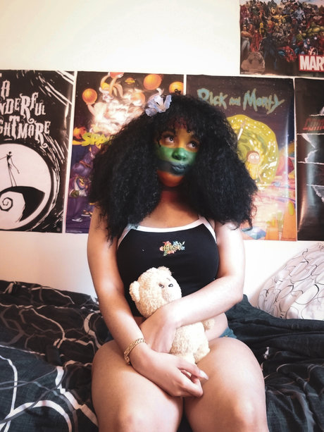 Animated Aja Nacktbilder von OnlyFans