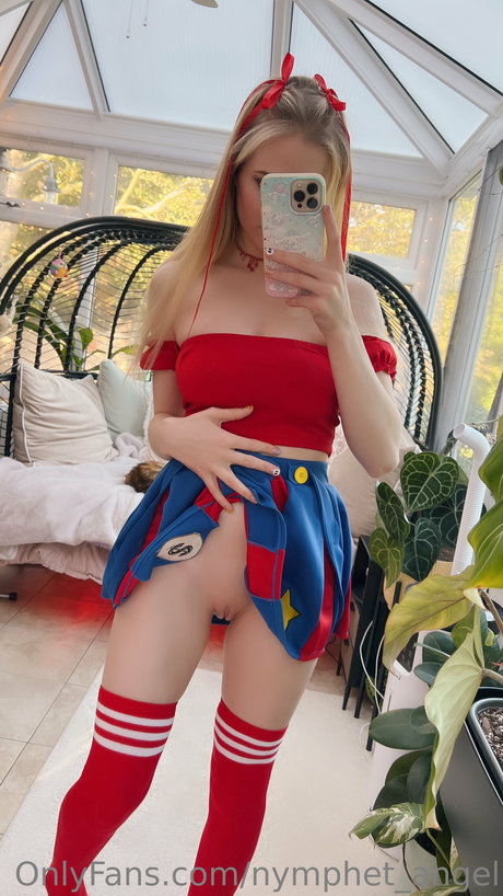 blonde milf onlyfans Kunst nackt Exklusiv