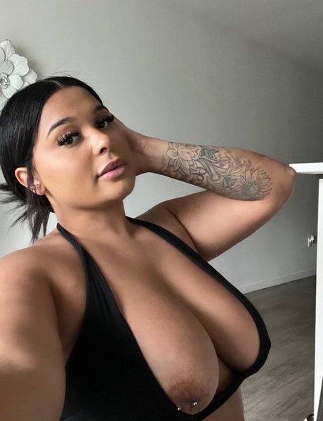 Laixxx_ OnlyFans Striptease