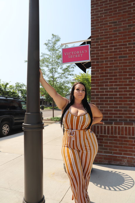 lecken nur fans sexy nackt Aufnahme