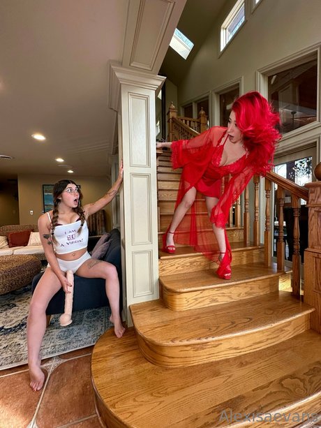 Alexis Evans OnlyFans XXX