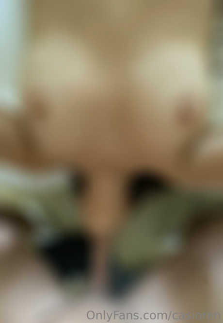 Casioren OnlyFans nackte Brüste