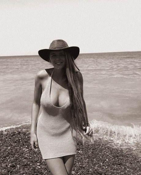 Lies Zhara_ OnlyFans Dirtyship geleakt