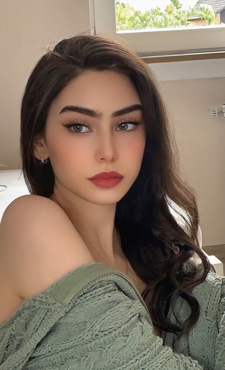 Mersweb Nacktbilder von OnlyFans