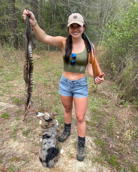 Hannah Barron OnlyFans Model Bilder