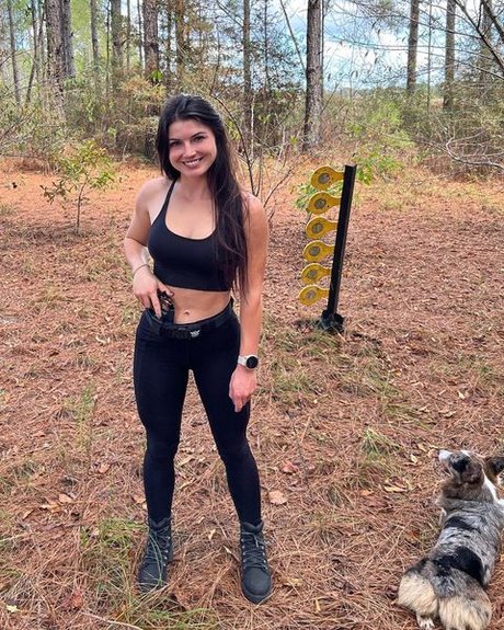 Hannah Barron OnlyFans Fotos