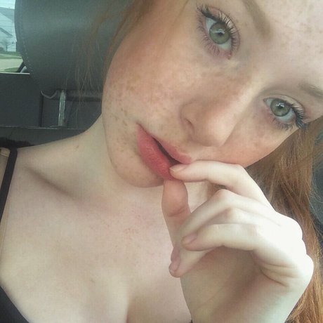 Madeline Ford Nackt auf OnlyFans Leaks