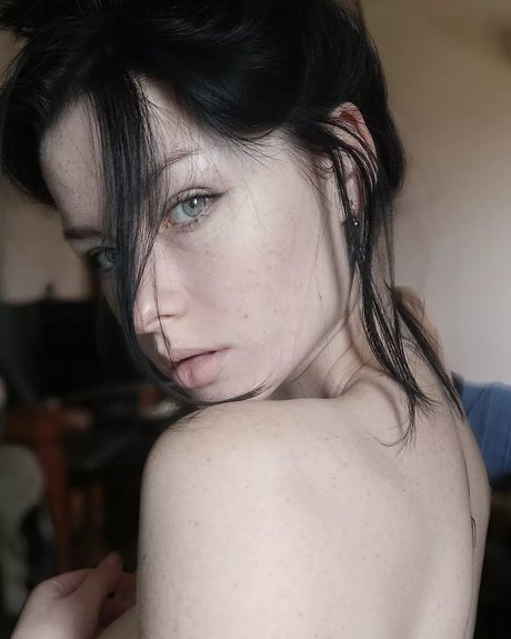 Innervus_ Nackt auf OnlyFans