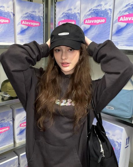 Dasha Taran_ Profilbild