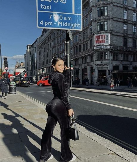 Samadhi Zendejas OnlyFans-Bilder