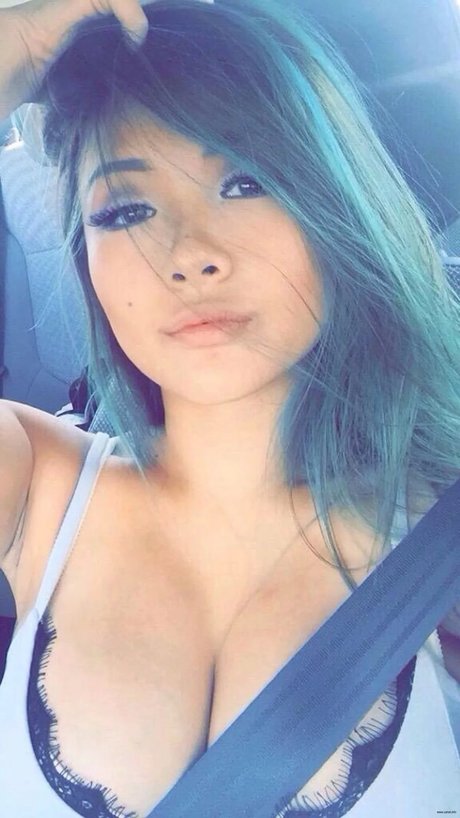 Vicki Li Nackt auf OnlyFans