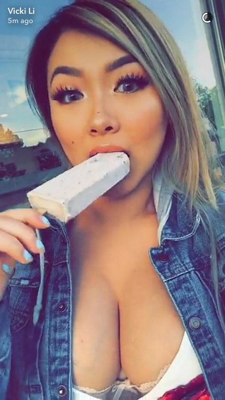 Vicki Li Neue geleakte OnlyFans-Inhalte