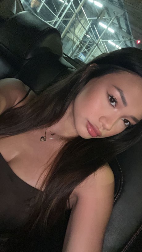 Meilani Kalei OnlyFans Arsch Leak