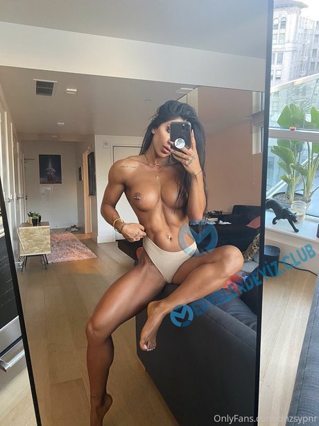 Deniz Saypinar Nacktbilder von OnlyFans geleakt