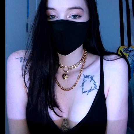 Queen etimy OnlyFans Pornografie geleakt