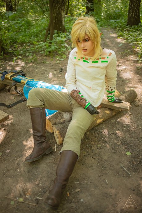 Adamae Dono OnlyFans Model Fotos