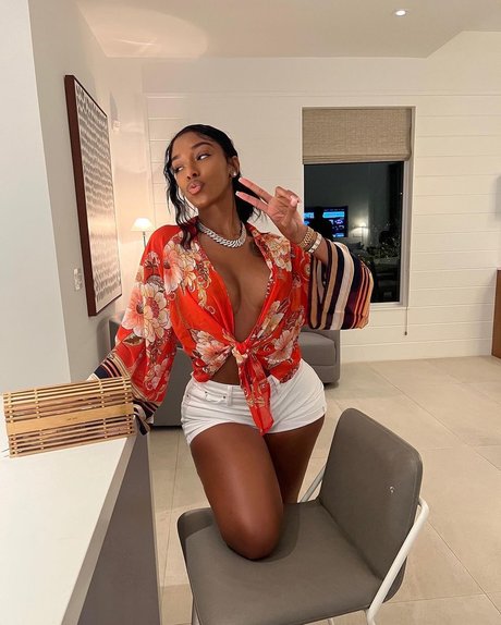 Ashley Burgos Nacktbilder-Leaks von OnlyFans