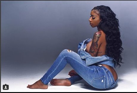 Ashley Burgos Nacktbilder-Leaks von OnlyFans