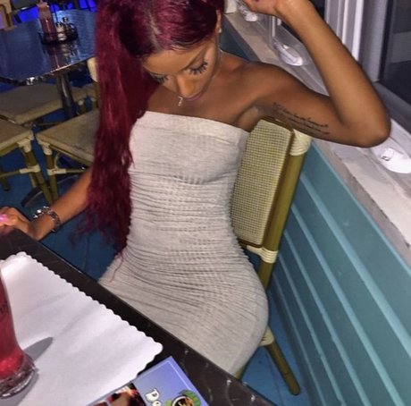 Ashley Burgos Nacktbilder geleakt