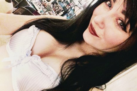 Elyse Summer OnlyFans Bilder