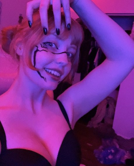 Initialelon OnlyFans Nackt Content