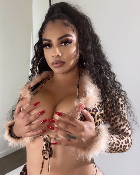 No4eign XXX OnlyFans