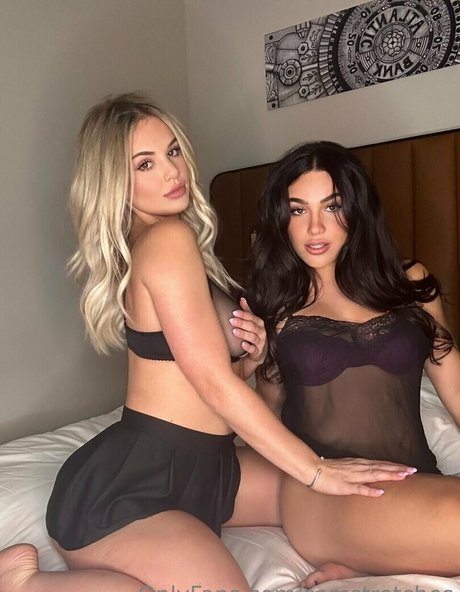 Sterling Claire Bennett Sexy OnlyFans