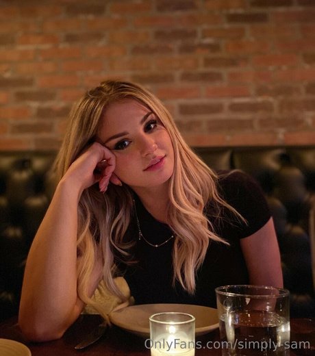 Sterling Claire Bennett Leaks von Nacktbildern auf OnlyFans