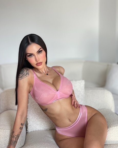 Annelese Milton Nackt auf OnlyFans Leak