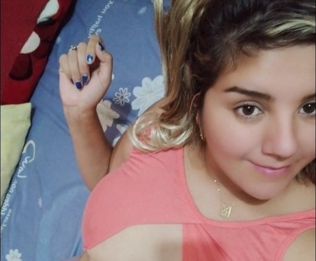 Esmi Nacktbilder OnlyFans geleakt