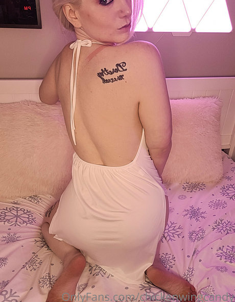 Chicken wing candy OnlyFans Bilder