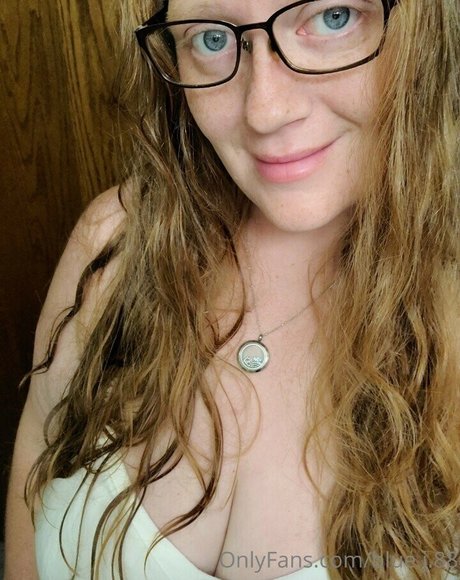 Blue J 88 Nackt OnlyFans