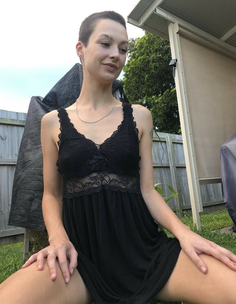 Pretty Little Paige OnlyFans-Model