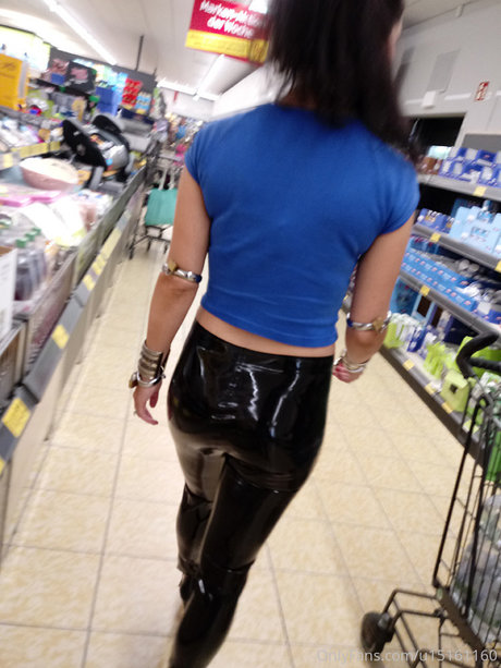 Sophie Elodie Nacktbilder von OnlyFans